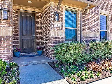 3 bed, 3.5 bath, 2054 sqft, $2,945 — Photo 2