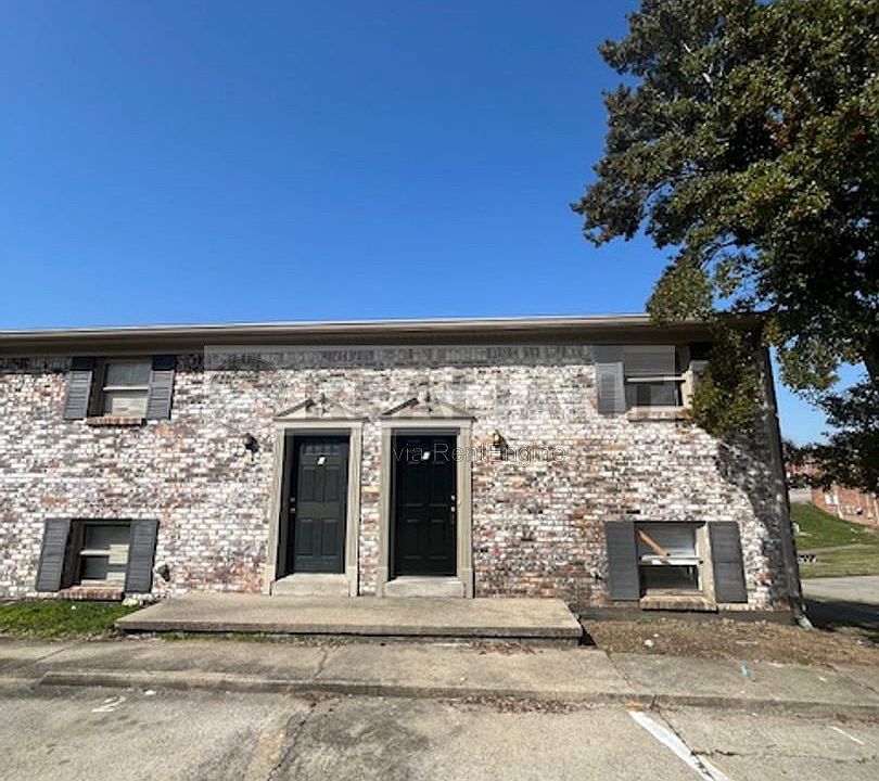 1st image of 1646 Foxhaven Dr #1