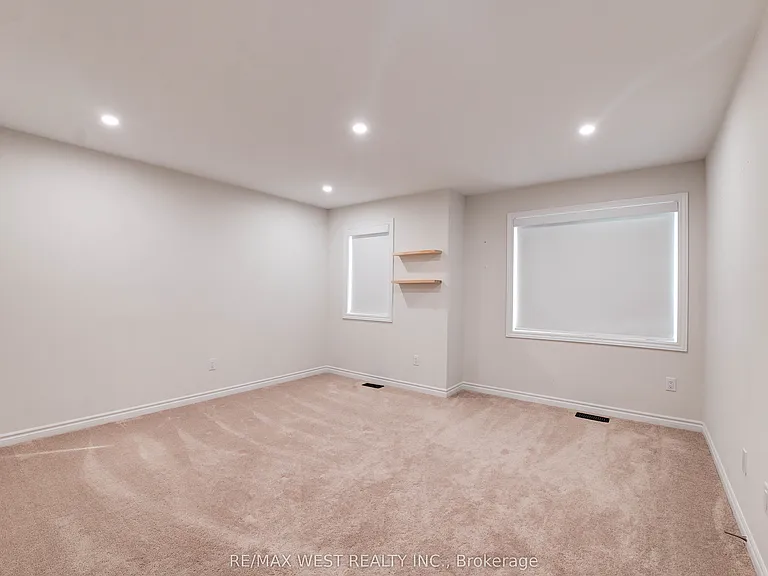 1525 Prentice Rd — Photo 35