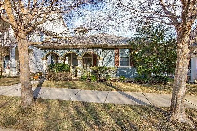 3 bed, 1463 sqft, $2,075 — Photo 4