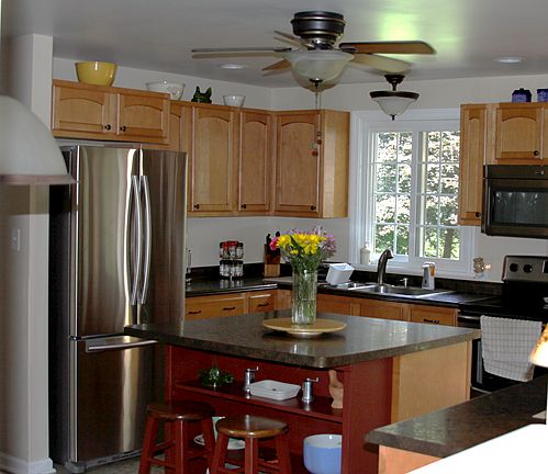 Kitchen with island
