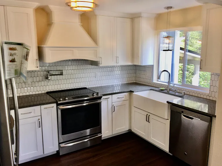 26418 Barrett Rd NE — Photo 7