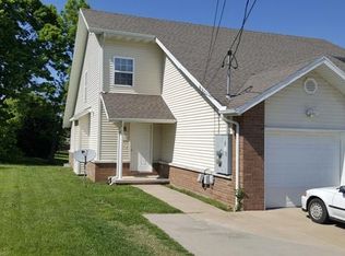 1353 E Norton Rd, Springfield, MO 65803