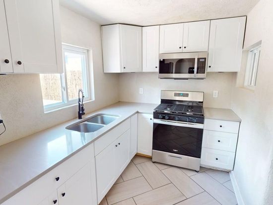 703 Columbia St, Santa Fe, NM 87505