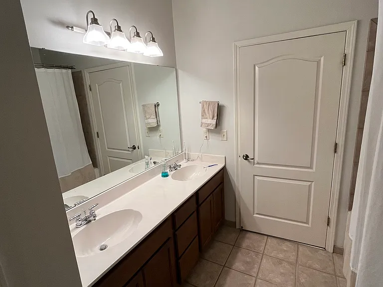 495 S Front St #103 — Photo 14