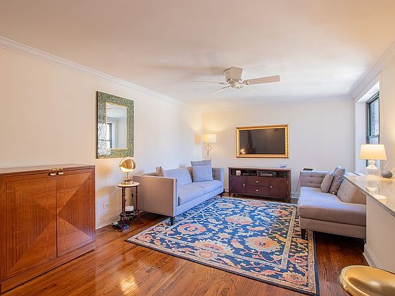 3rd image of 269 Bennett Ave #6G