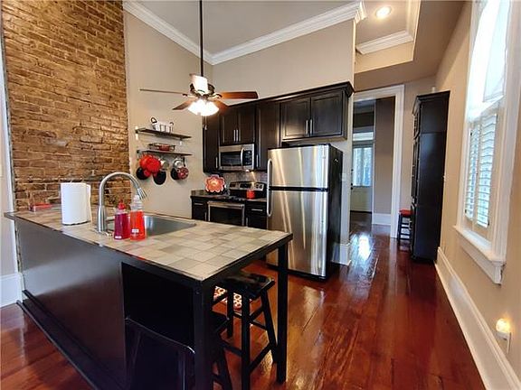 5th image of 1549 Chippewa St
