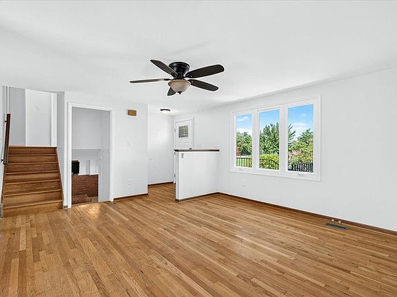4th image of 11 Chapel Pl