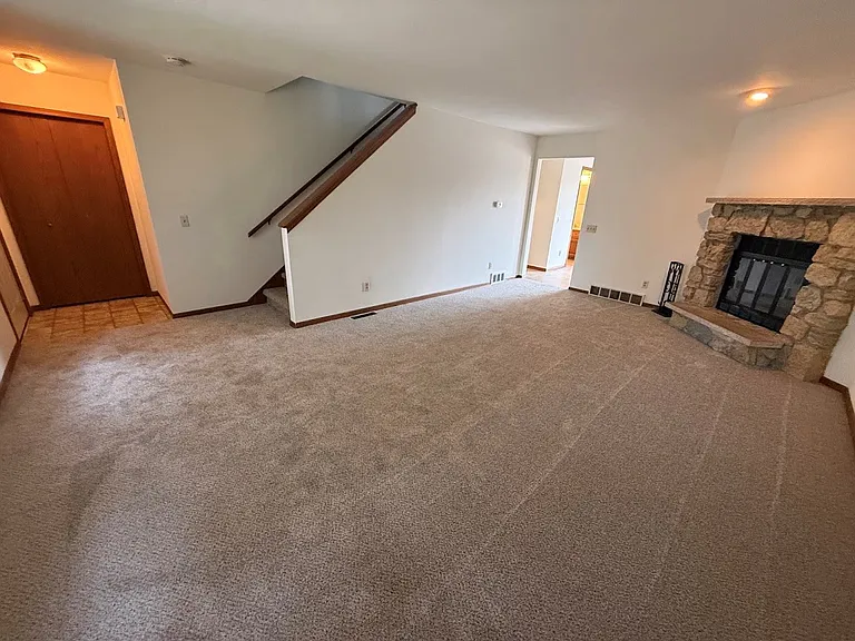 2917 Cimarron Trl — Photo 4