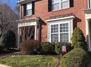 1060 Somer Chase Ct, Charlottesville, VA