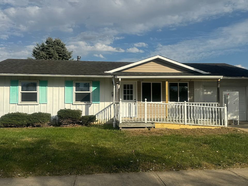1st image of 222 Harriet St