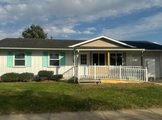 222 Harriet St, Lawrenceburg, IN 47025