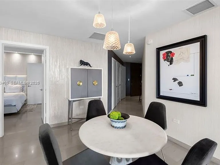 88 SW 7th St #1201 — Photo 15