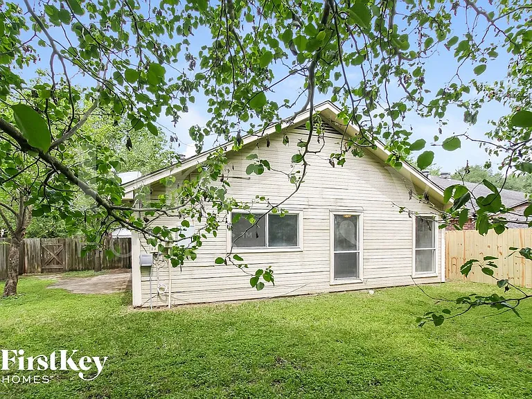 6426 New World Dr — Photo 15