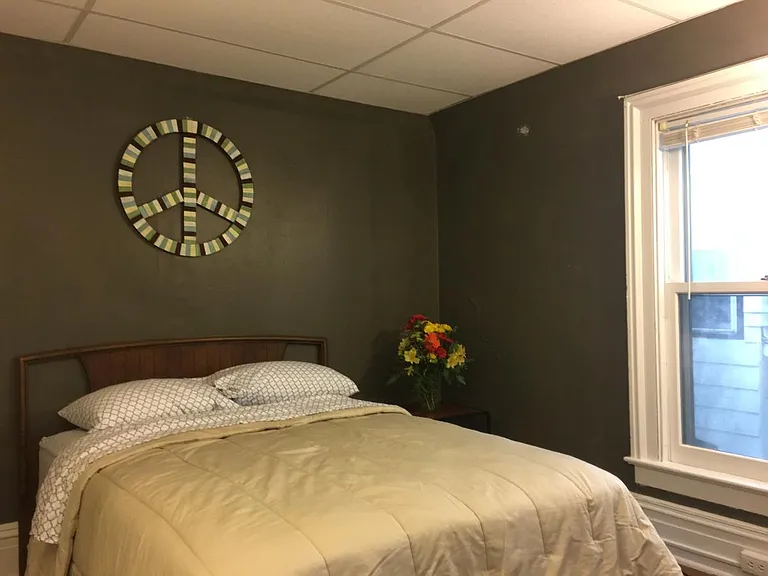 415 E Seneca St #2 — Photo 9