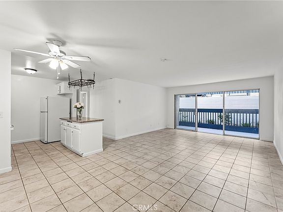 2nd image of 601 S Prospect Ave Unit 103