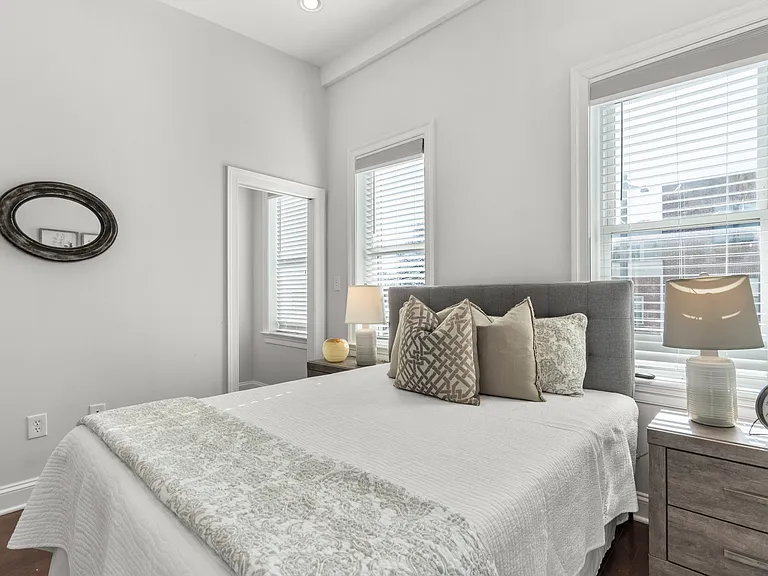 1654 Gales St NE — Photo 28