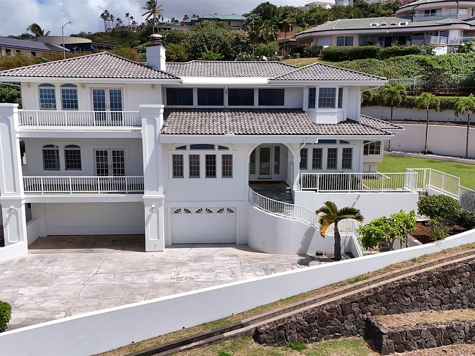 1st image of 399 Puuikena Dr
