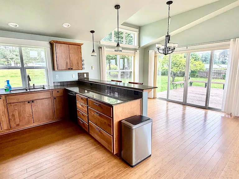 5469 S Shore Dr — Photo 15