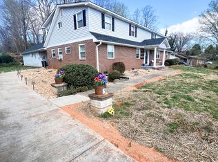 138 Wilkes St, Elkin, NC 28621