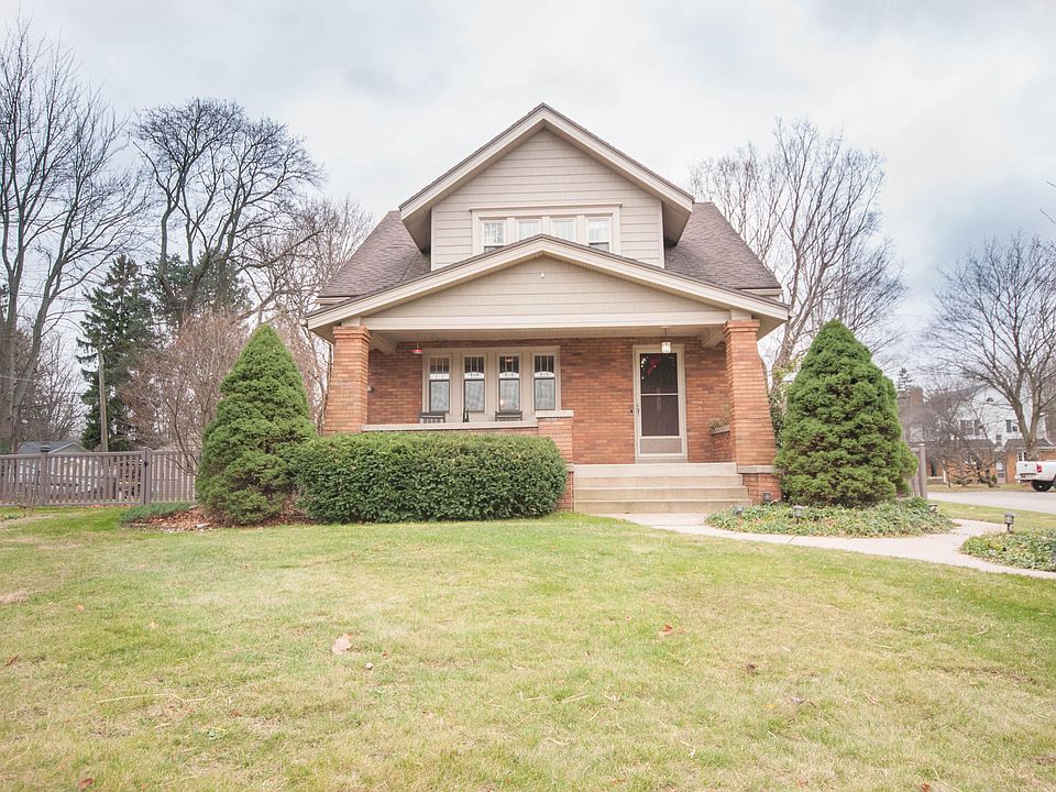 1st image of 1140 Allison Ave NW