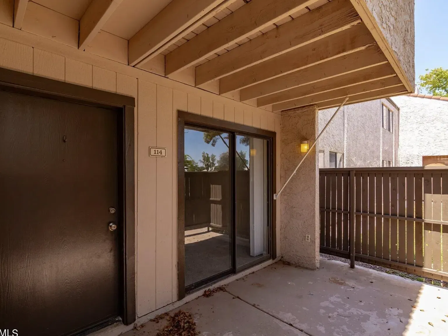 2 bed, 919 sqft, $950 — Photo 1