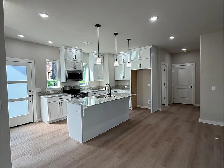 54 Rountree Dr — Photo 9
