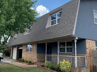 905 SE 10th St, Moore, OK 73160