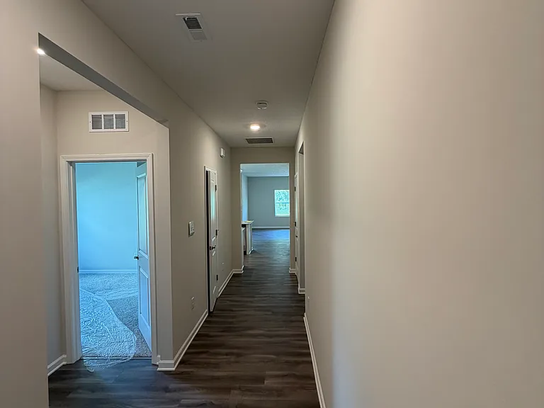3185 Northerton Ct — Photo 2