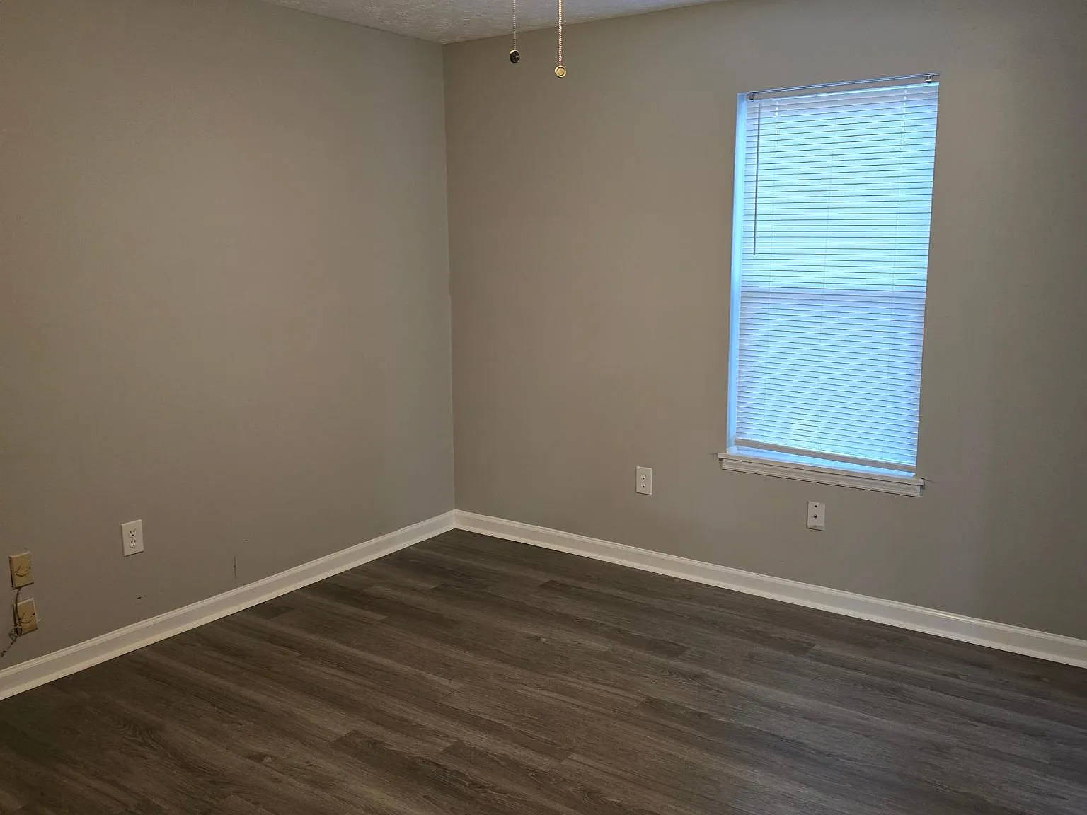 2 bed, 1064 sqft, $1,350 — Photo 1