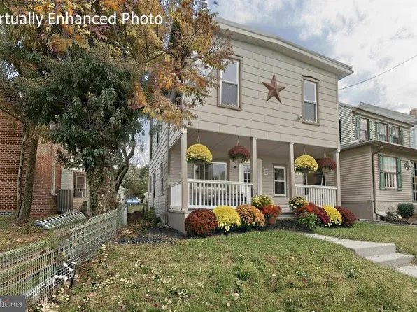 9963 Jonestown Rd, Grantville, PA 17028