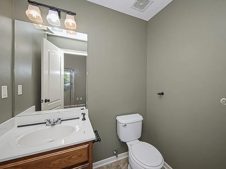 2608 Brooke Bnd — Photo 30
