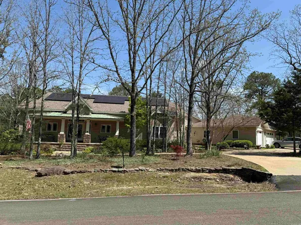 147 Edgemere Dr, Fairfield Bay, AR 72088