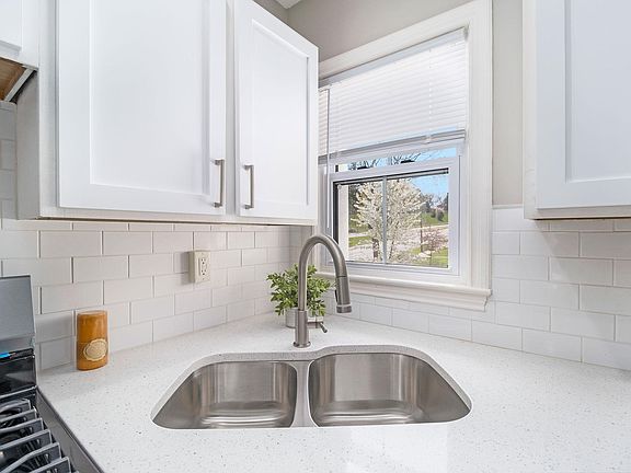 Kitchen High End Unit