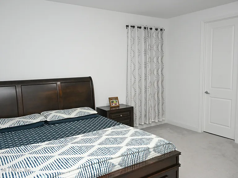 633 Superior Blvd — Photo 14