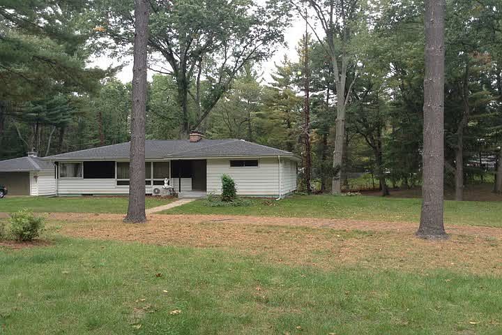 1st image of 26255 Tyris Ave