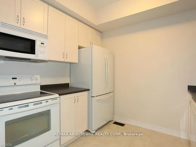 1401 Plains Rd E #104 — Photo 5
