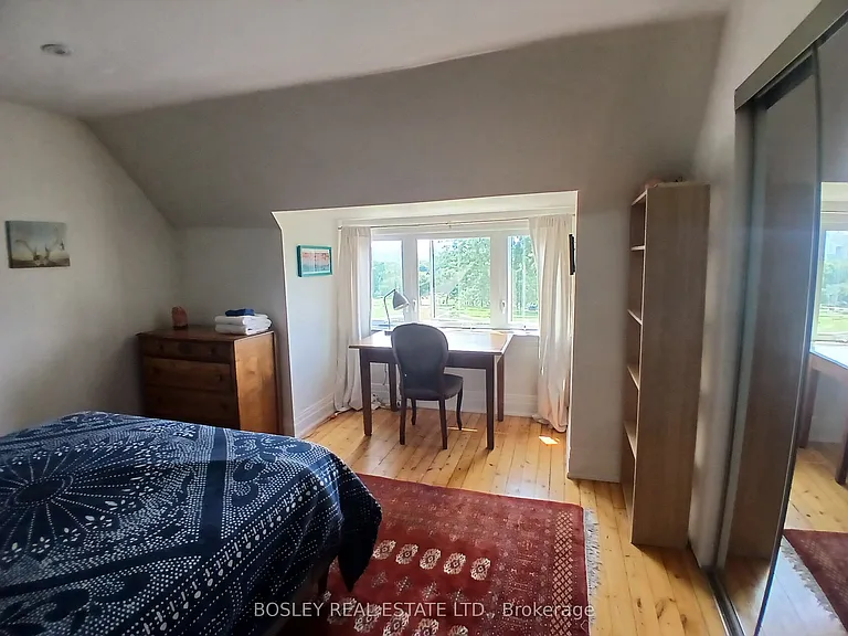 597 Carlaw Ave #UPPER — Photo 15