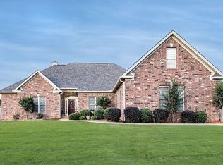 7512 Union Sq, Benton, AR 72019