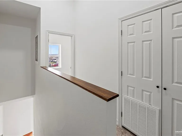 1412 E Karen St #A — Photo 6