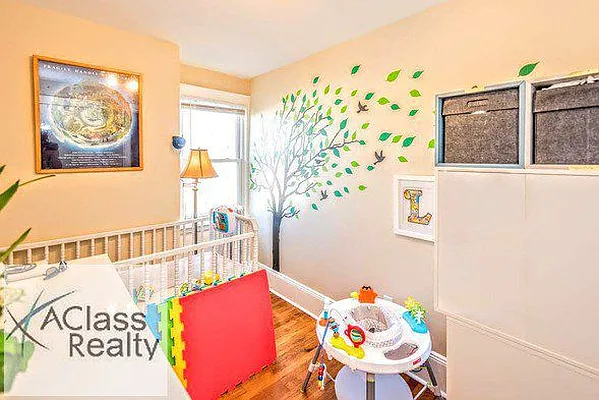 Rented by A Class Realty International | media 31