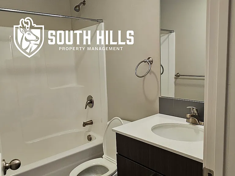 Summit Springs Townhomes — Photo 59