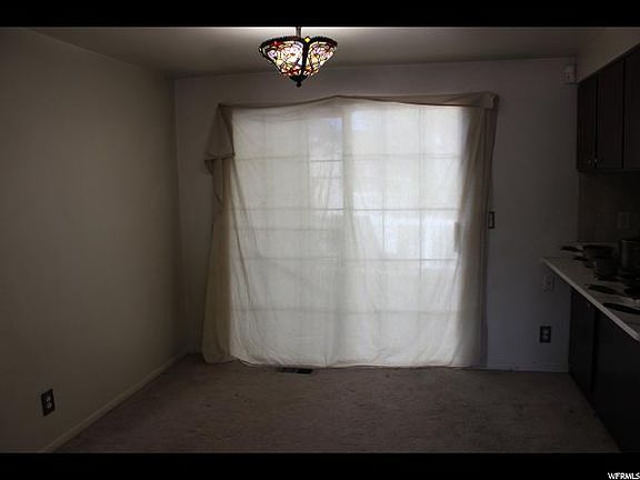 5th image of 1218 W Carlton Ct