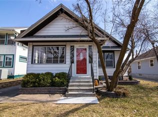 2005 York St, Des Moines, IA 50316