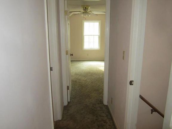 HALLWAY UPSTAIRS
