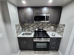 391 E 5th St, Brooklyn, NY 11218