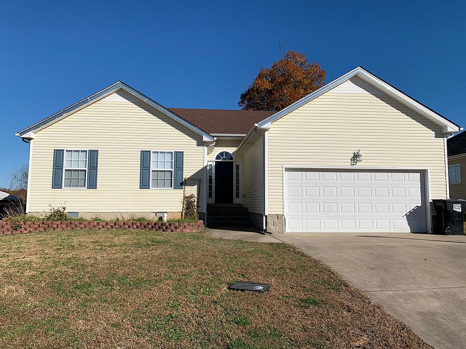 1st image of 1617 Broad Cir
