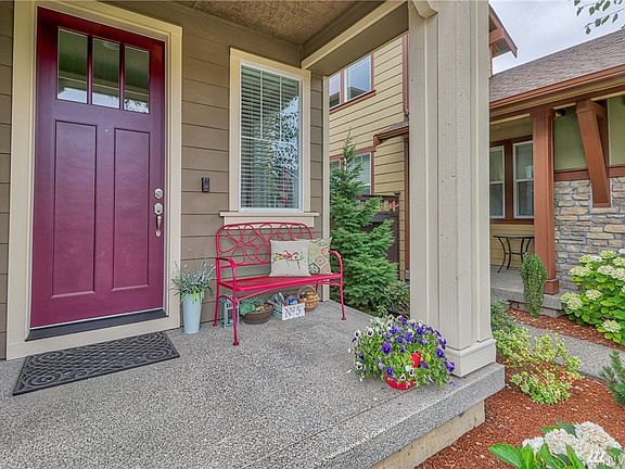 2nd image of 8931 Aster St SE