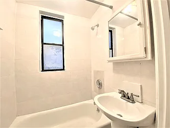 Rented by ZealEstate Group Inc