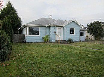 2nd image of 754 Myrtine St
